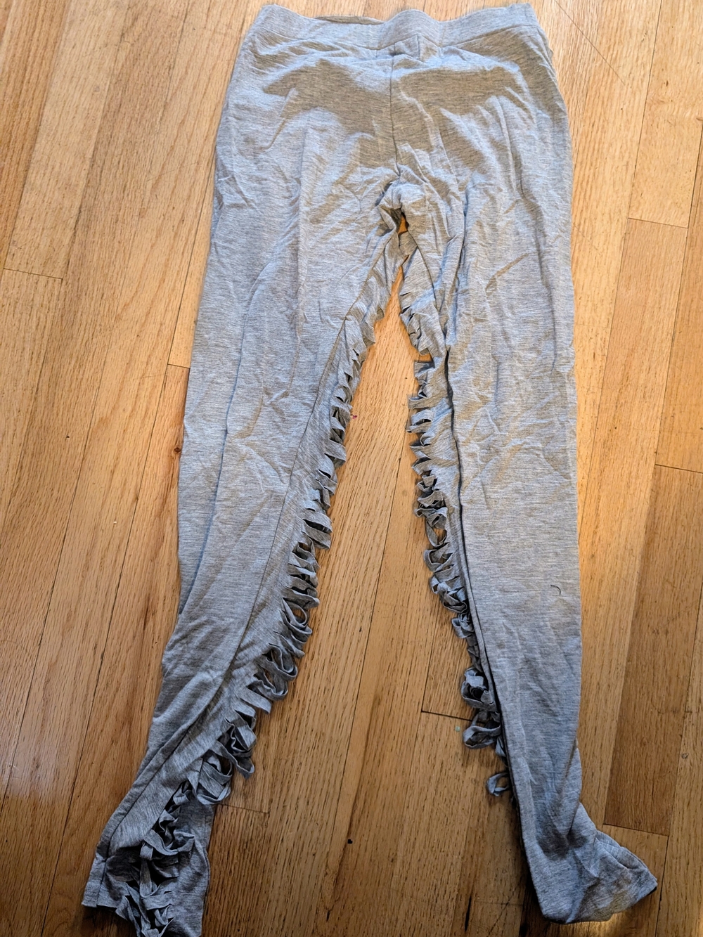 G.V.G.V. Light Gray Ruffle-Front Jeggings - Picture 4 of 4